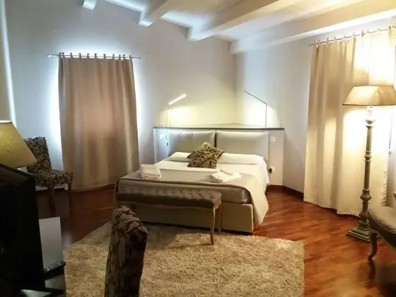 Deluxe Dört Kişilik Oda