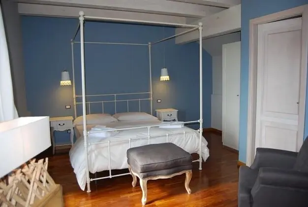 Deluxe Dört Kişilik Oda