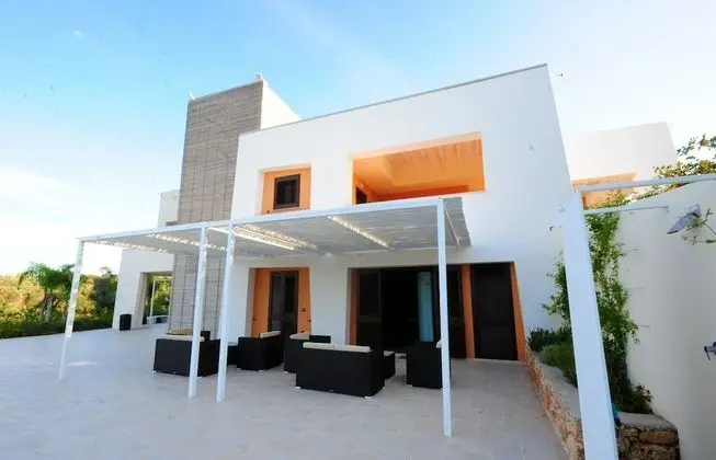 Superior Apart Daire, Bahçe Manzaralı