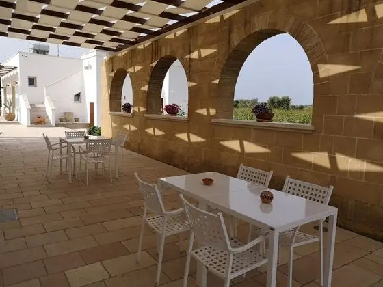 Superior Üç Kişilik Oda, 1 Büyük (Queen) Boy Yatak, Üzüm Asması Manzaralı