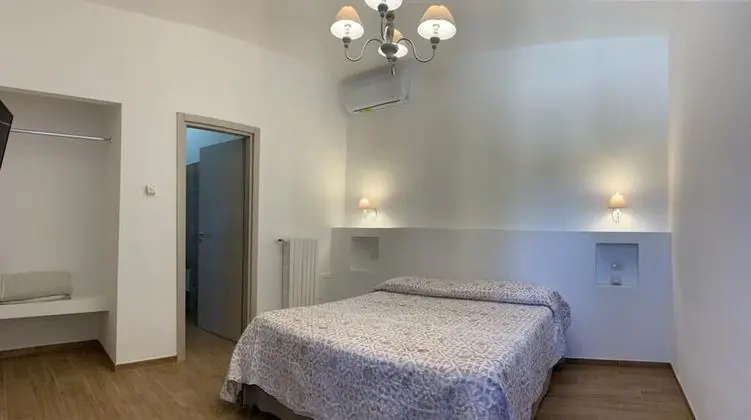 Tek Büyük veya İki Ayrı Yataklı Oda