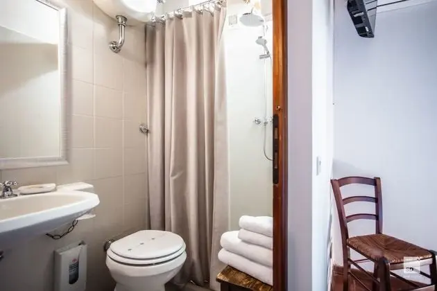 Economy Tek Büyük Yataklı Oda