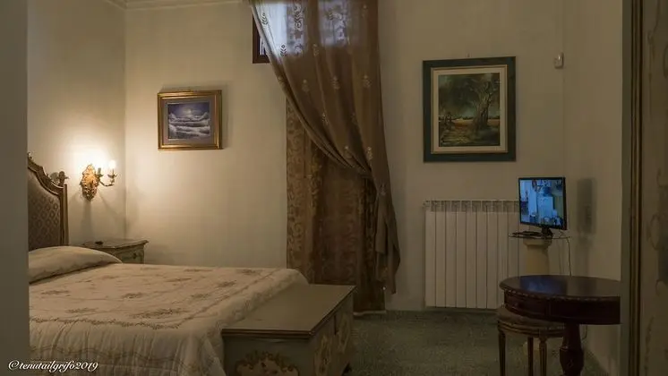 Classic Tek Büyük veya İki Ayrı Yataklı Oda, Bahçe Manzaralı