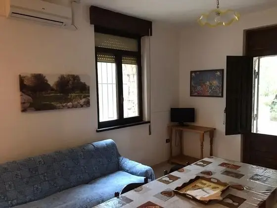 Ev, 2 Yatak Odası (2)