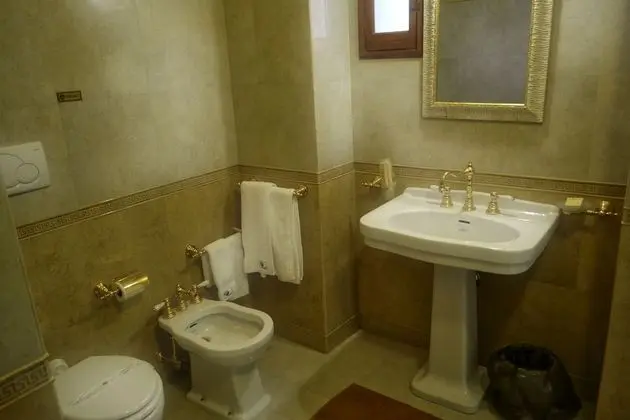 Basic Tek Büyük Yataklı Oda, 1 Büyük (Queen) Boy Yatak
