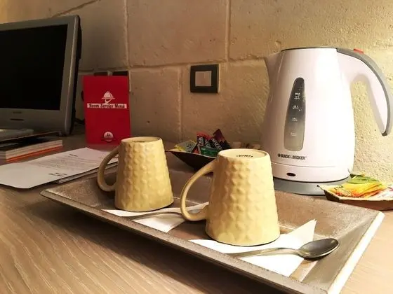 Büyük Yataklı Tek Kişilik Oda