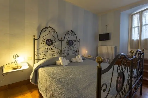 Comfort Tek Büyük Yataklı Oda, 1 Çift Kişilik Yatak, Bahçe Manzaralı, Kule