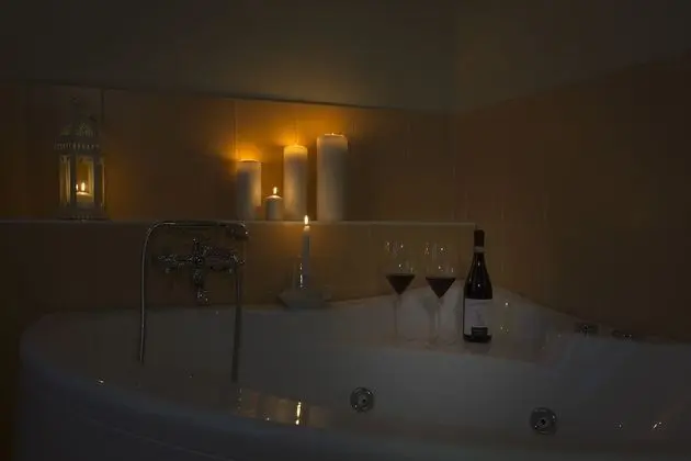 Deluxe Tek Büyük Yataklı Oda, 1 Çift Kişilik Yatak, Sıcak Su Havuzu, Kule