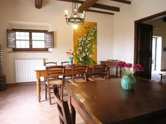 Villa, 5 Yatak Odası, 2 Banyolu