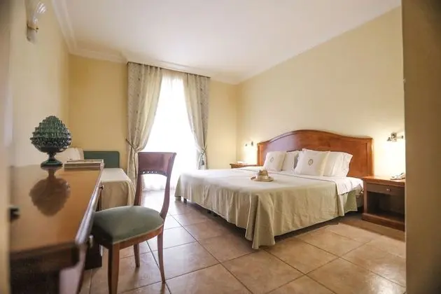 Comfort Tek Büyük veya İki Ayrı Yataklı Oda