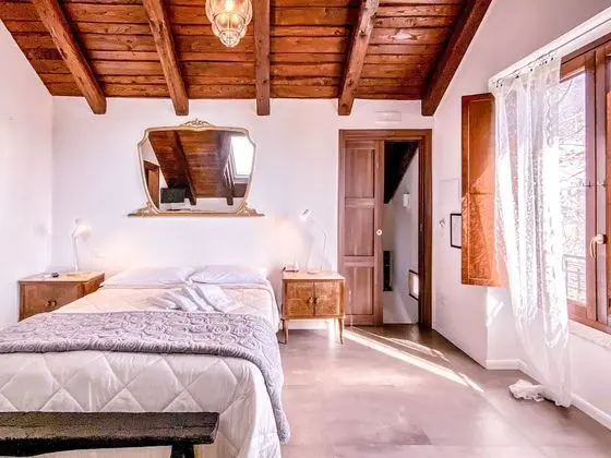 Design Tek Büyük veya İki Ayrı Yataklı Oda