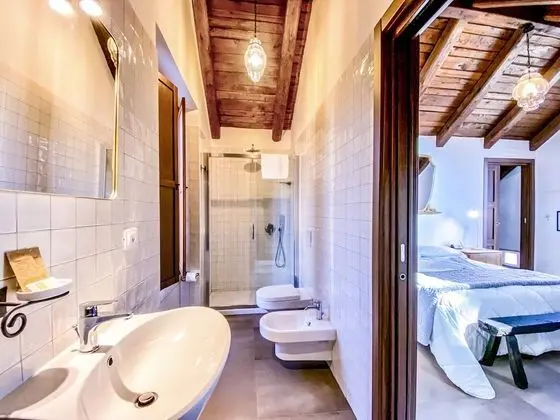 Design Tek Büyük veya İki Ayrı Yataklı Oda