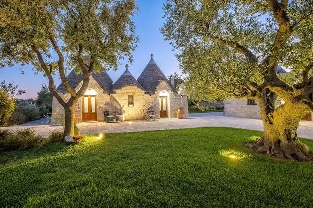 Traditional Ev (Trullo Dell'Aia)