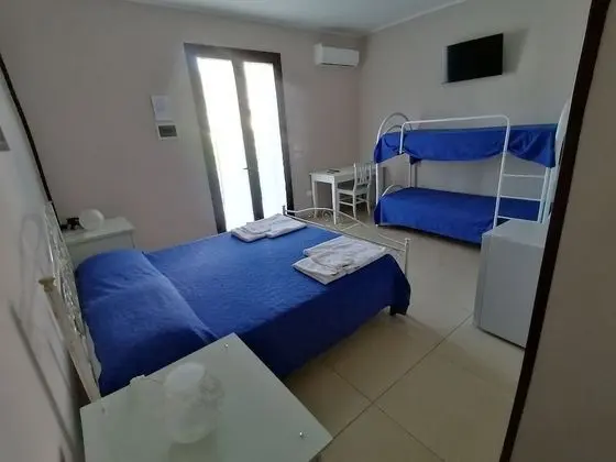 Family Dört Kişilik Oda