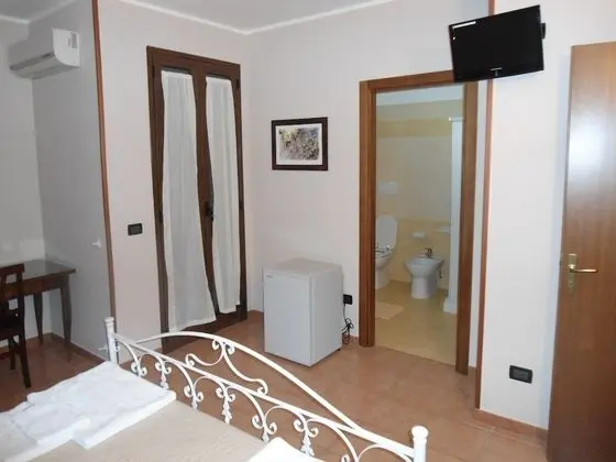 Tek Büyük Yataklı Oda
