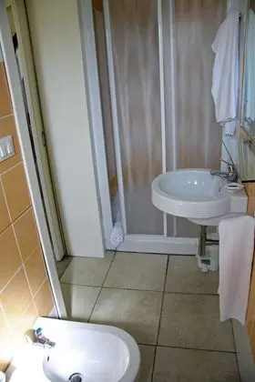 Standard Tek Büyük veya İki Ayrı Yataklı Oda