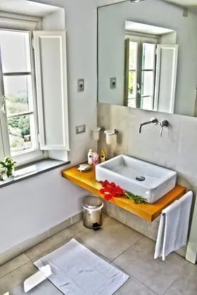 Luxury Tek Büyük Yataklı Oda