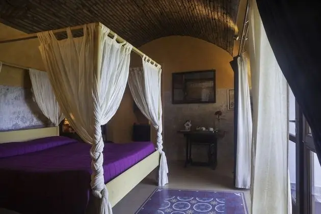 Deluxe Oda, 1 Büyük (Queen) Boy Yatak (Sapienza)