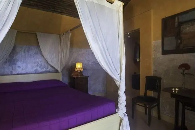 Deluxe Oda, 1 Büyük (Queen) Boy Yatak (Sapienza)