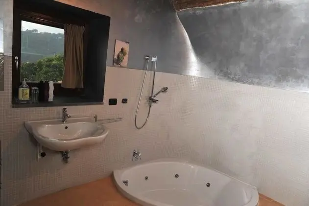 Deluxe Oda, 1 Büyük (Queen) Boy Yatak (Sapienza)