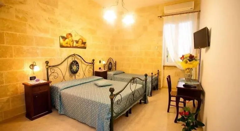 Deluxe Üç Kişilik Oda
