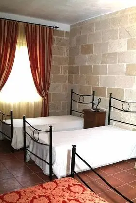 Dört Kişilik Oda, Bahçe Manzaralı