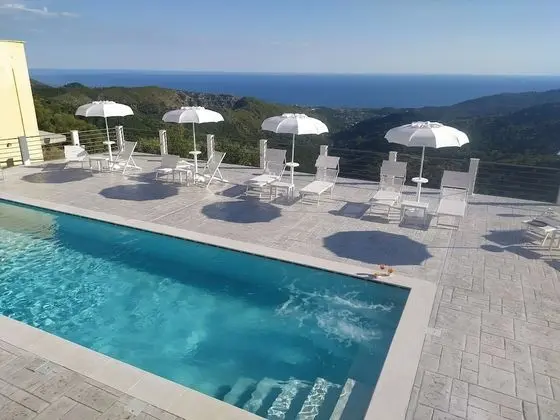 Panoramic Tek Büyük Yataklı Oda