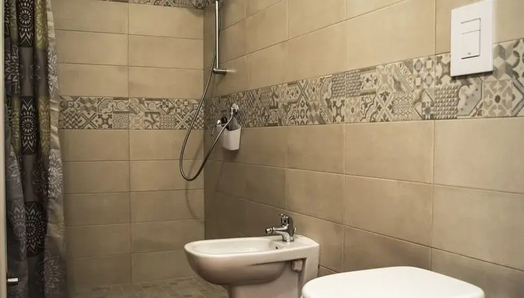 Classic Tek Büyük Yataklı Oda, Engellilere Uygun, Zemin Kat (Ciliegio)