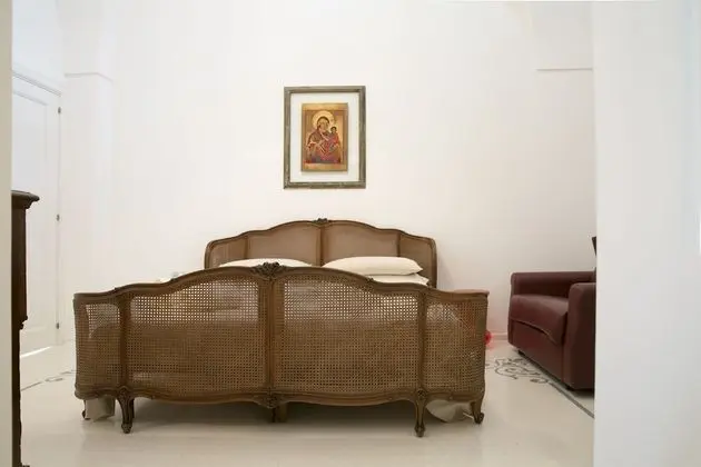Tek Büyük Yataklı Oda, Balkon, Bahçe Manzaralı