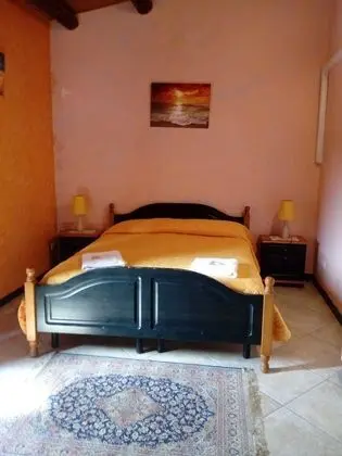 Tek Büyük Yataklı Oda, Ortak Banyo