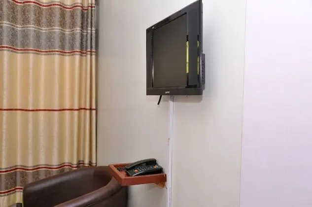 Tek Büyük Yataklı Oda, Sigara İçilmez