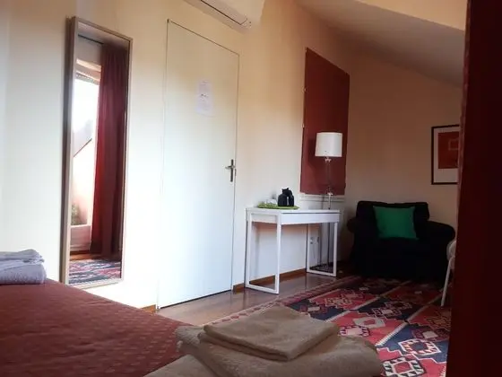 Tek Büyük Yataklı Oda