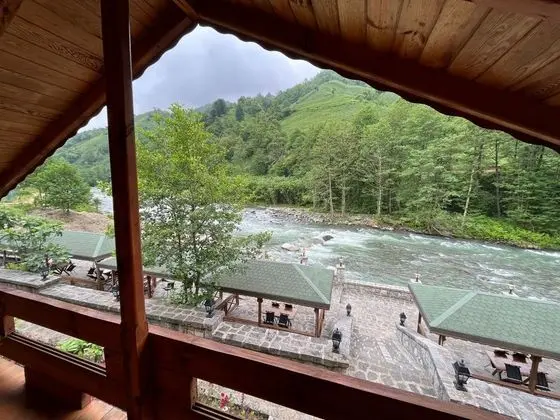 Bungalow 4 Kişilik Oda, Nehir Manzaralı, Balkonlu