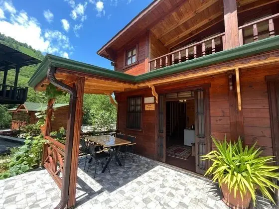 Bungalow, Bahçe Manzaralı, Balkonlu