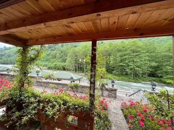 Luxury Bungalov, 2 Yatak Odası, Sigara İçilebilir, Nehir Manzaralı