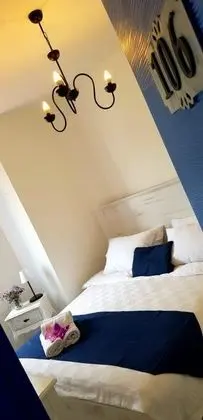 Çift Kişilik, Kale Manzaralı