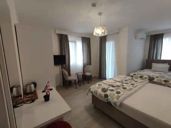 Deluxe Aile Odası, Deniz Manzaralı, Balkonlu