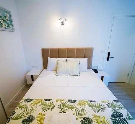 Standart Oda, Kara Manzaralı, Balkonlu