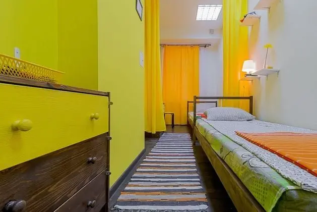 Ortak Ranzalı Oda, Sadece kadınlar için