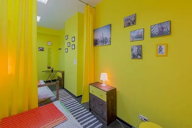 Ortak Ranzalı Oda, Sadece kadınlar için