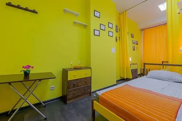 Ortak Ranzalı Oda, Sadece kadınlar için