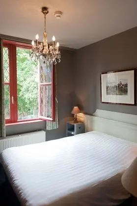 Standard Tek Büyük Yataklı Oda, Kanal Manzaralı