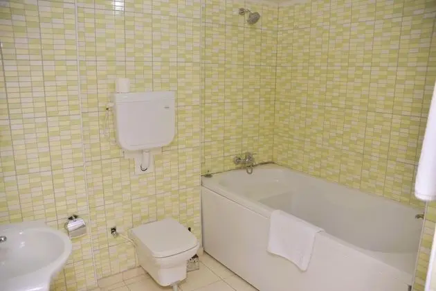 King Suit, Şehir veya Dağ Manzaralı