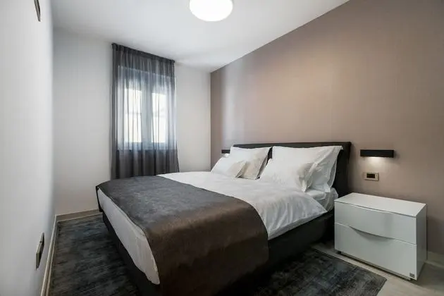 Deluxe apartment with two bedrooms, terrace with sea view