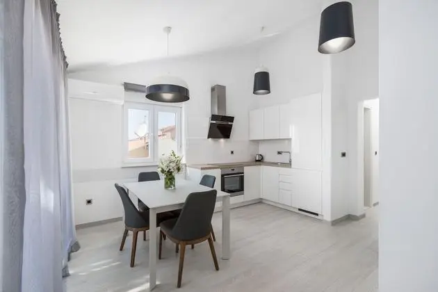 Deluxe apartment with two bedrooms, terrace with sea view