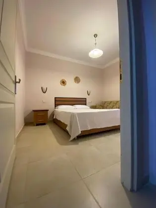 Aile Odası,Havuz ve Bahçe Manzaralı,Bahçe Katı