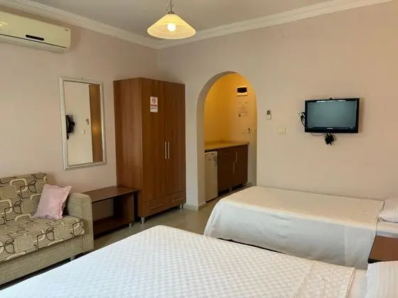 Standart Oda,Deniz ve Dağ Manzaralı,Bahçe Katı