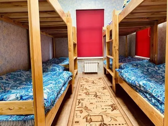 Basic Ortak Ranzalı Oda, Sadece erkekler için (8 beds)
