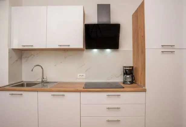 Apart Daire (Teresa - great location & parking - A)