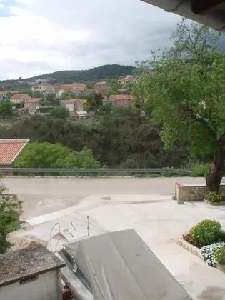Apart Daire (Teresa - great location & parking - A)